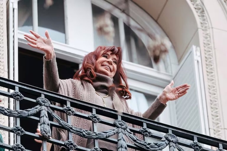 El voto de Cristina Kirchner, el padrón como zona liberada